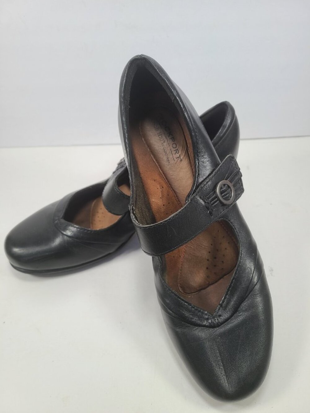 Rockport Cobb Hill Mary Jane Salma Black Leather 8.5M Heeled Shoe Hook Loop